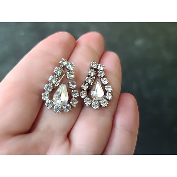 Prong Set Clear Rhinestone Dangling Screwback Earrings Vintage, READ - Picture 1 of 10